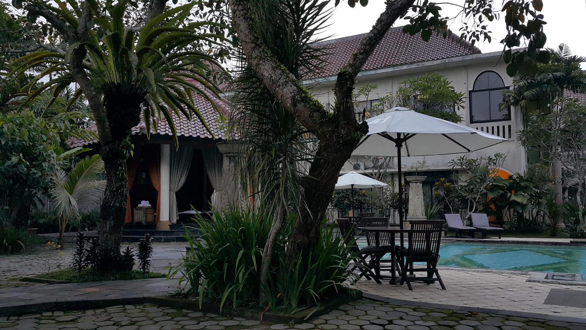 Sarasvati Borobudur Magelang Kültér fotó